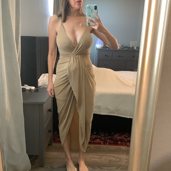Vici | Dresses | Vici Gold Dress | Poshmark